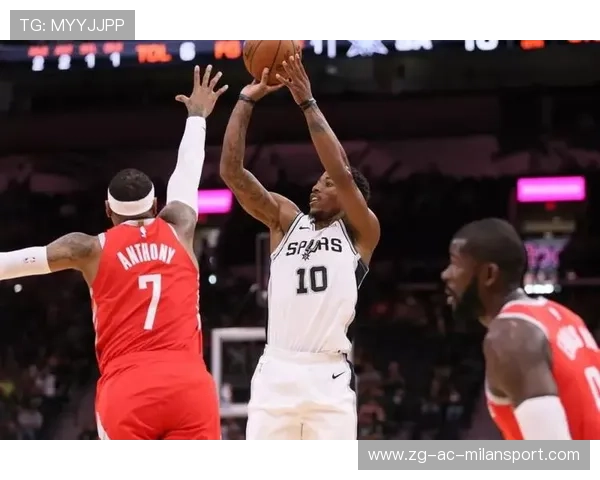 久保建英连续变向摆脱防守